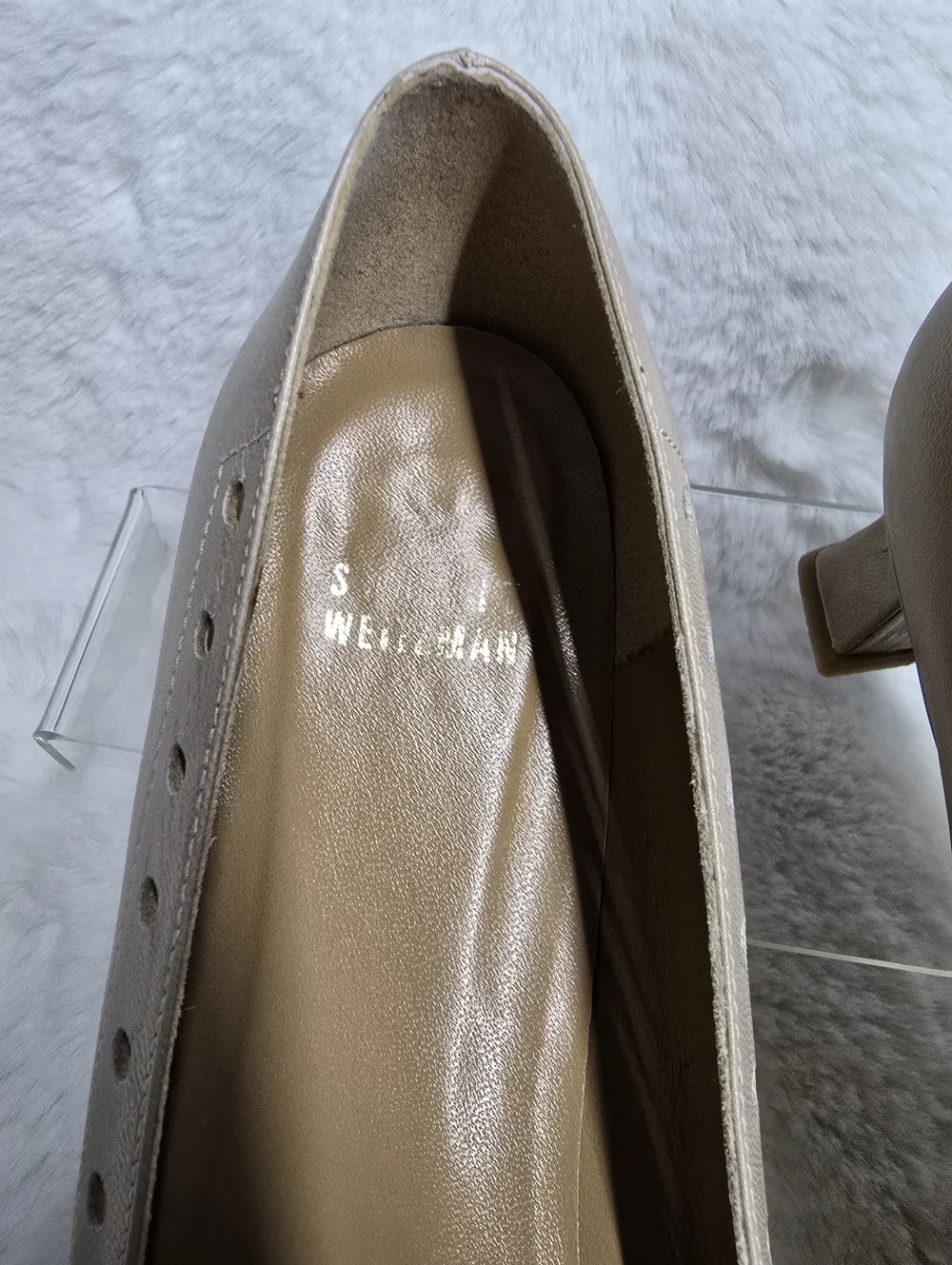 Stuart Weitzman Beige Bow Square-Toe Kitten Heel Pump with Gold Accents - Beige - Picture 10 of 10